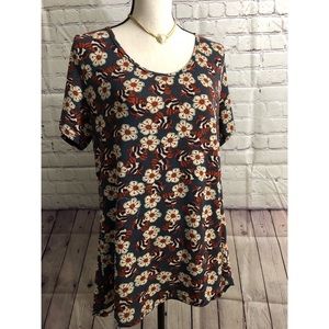 {Lularoe XL} Simply Comfortable Floral T-Shirt